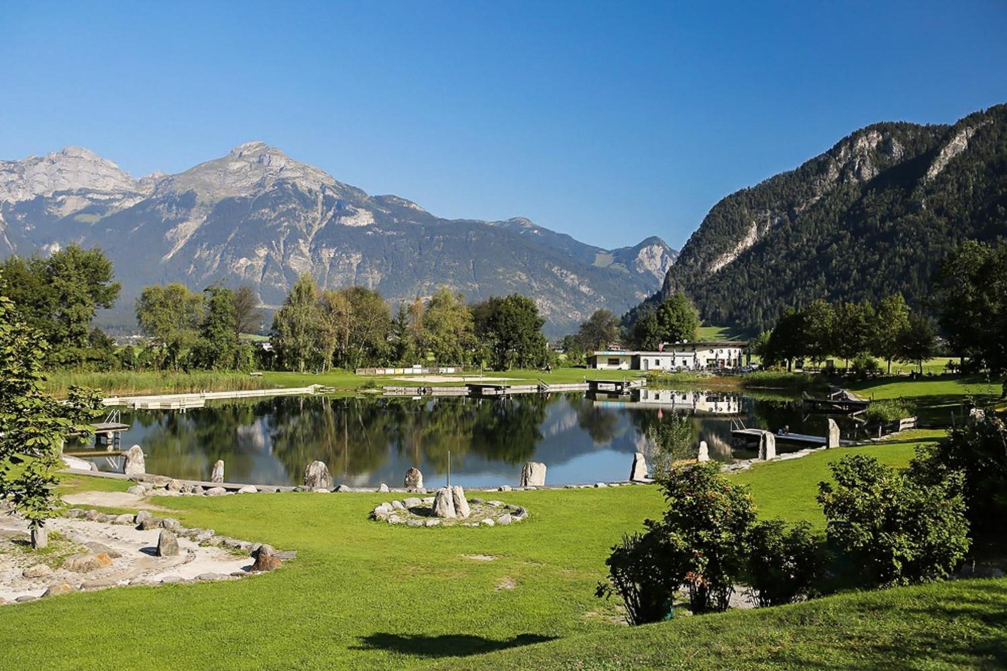 Alpenluxus Presents - Marias Zillertalblick With Roof Terrace, 3 Bedrooms & Parking Space Schlitters Exterior photo